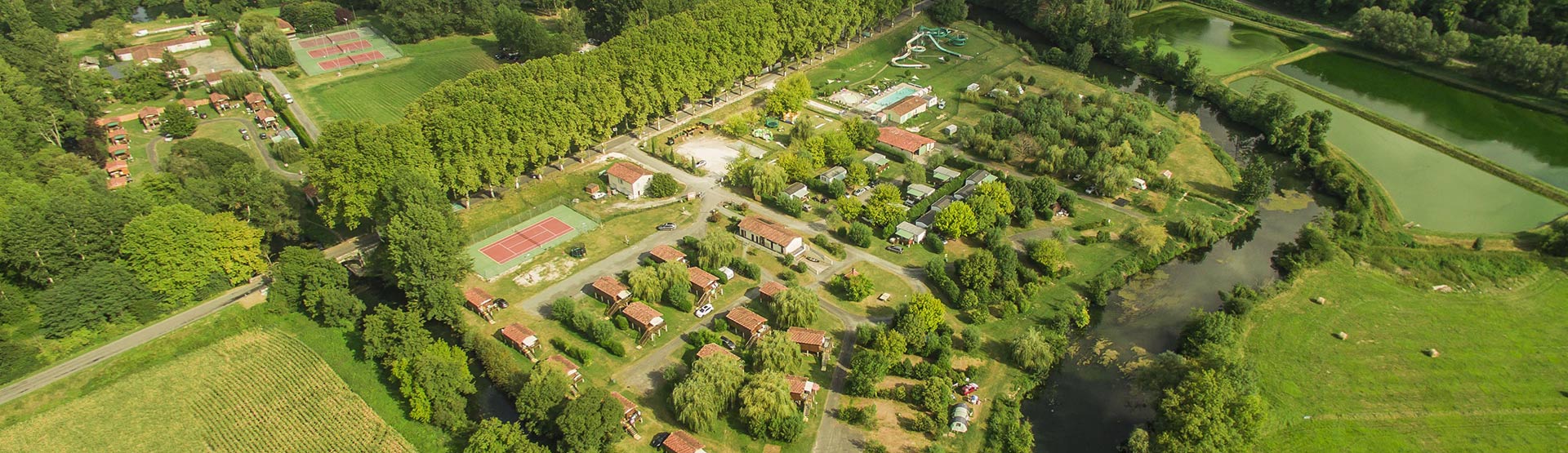 Camping La Dordogne Verte: Camping Dordogne Verte Luchtfoto