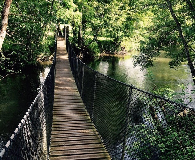 Camping La Dordogne Verte : Base De Pleine Nature De Poltrot