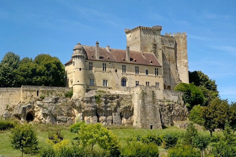 Camping La Dordogne Verte : Chateau Dexcideuil