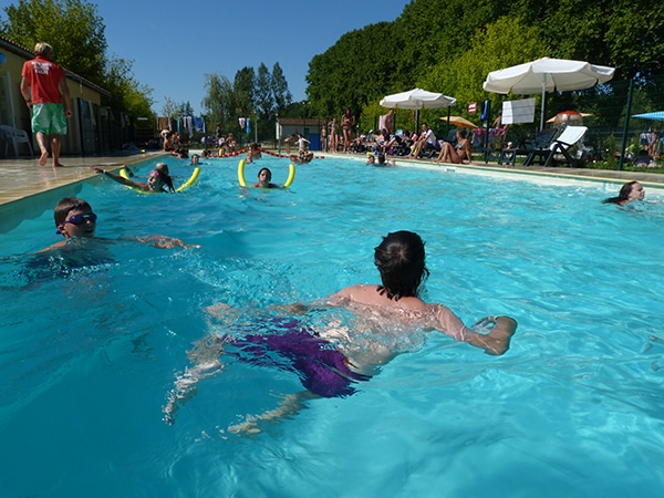 Camping La Dordogne Verte: Swimming pool