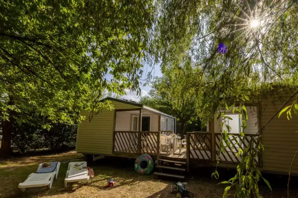 Mobil-home Tribu Confort 48m² (4 bedrooms) – 2 bathrooms + TV + Air conditioning + Terrace